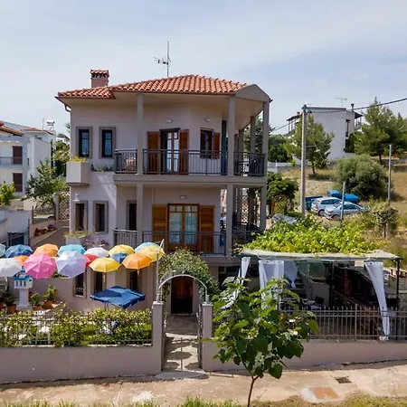 Kleio Apartment